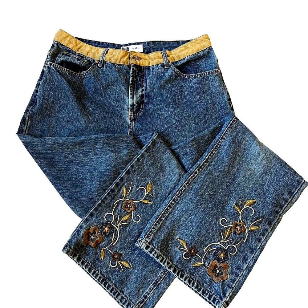 Vintage Faded Glory FLARE Blue jeans floral embroidered tan accent belt Missy 14 - Picture 1 of 14